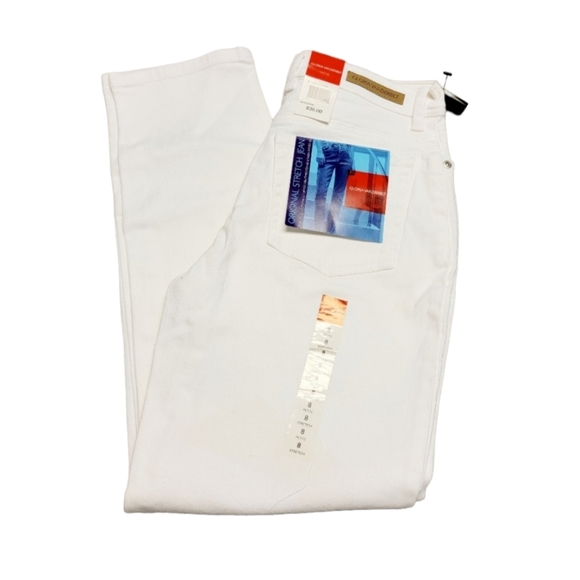 Gloria Vanderbilt Denim - Vintage White Gloria Vanderbilt Jeans - Size 8 Petite - NWT
